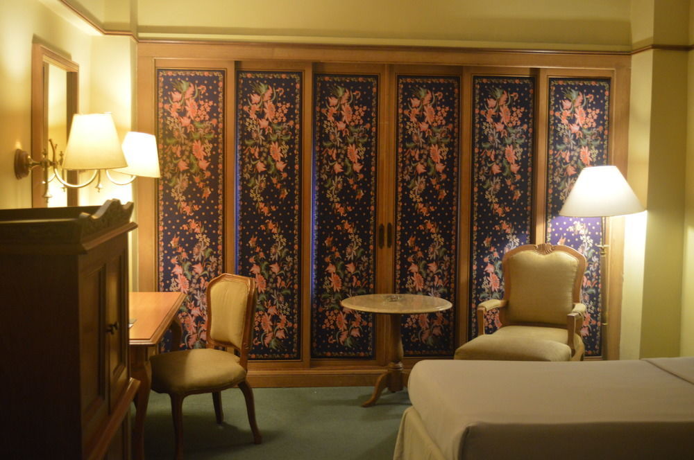 Hotel Mutiara Malioboro Yogyakarta Eksteriør billede
