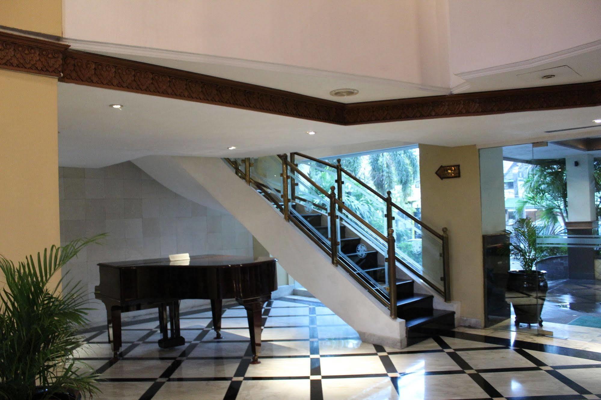 Hotel Mutiara Malioboro Yogyakarta Eksteriør billede