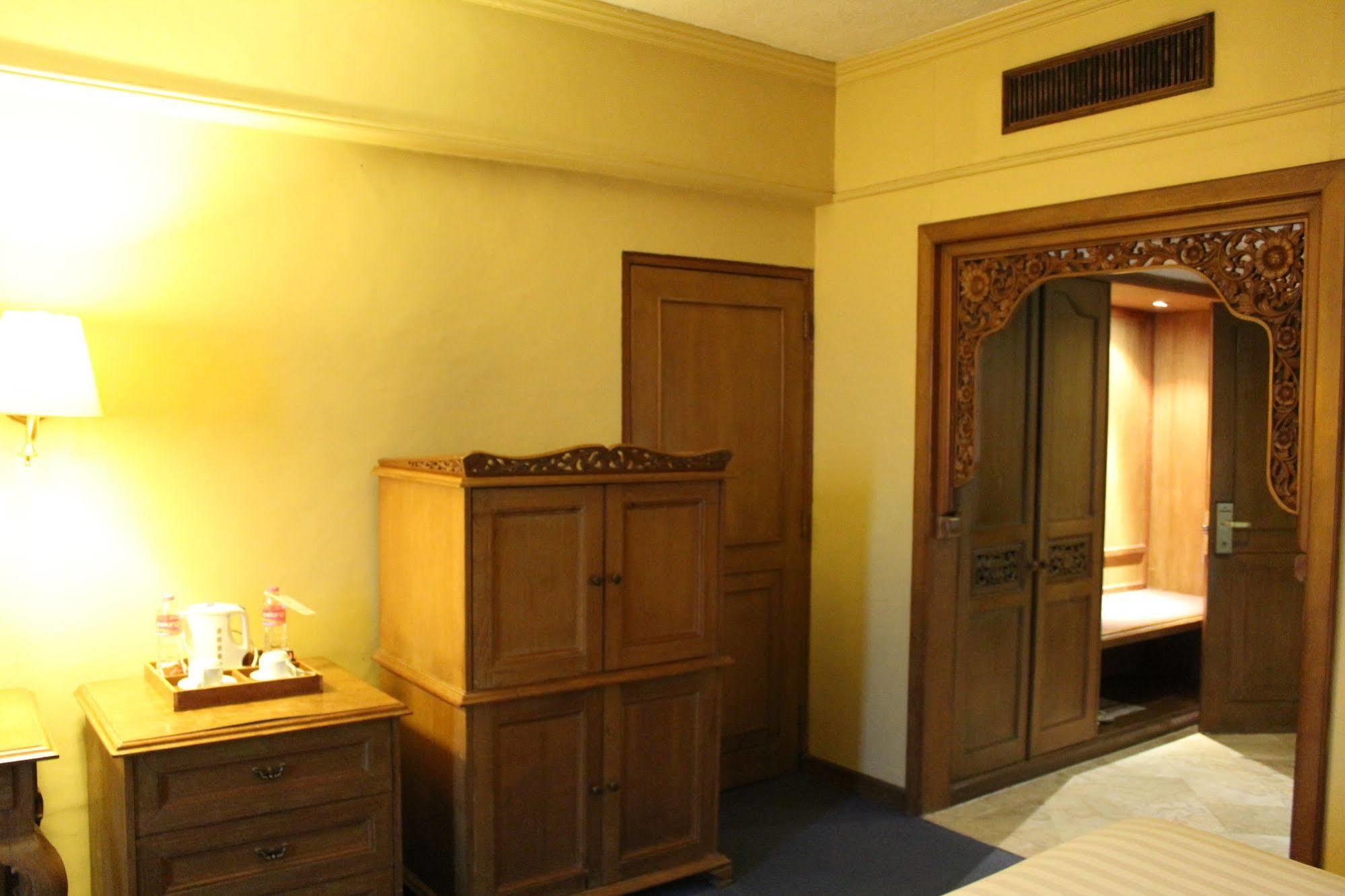 Hotel Mutiara Malioboro Yogyakarta Eksteriør billede